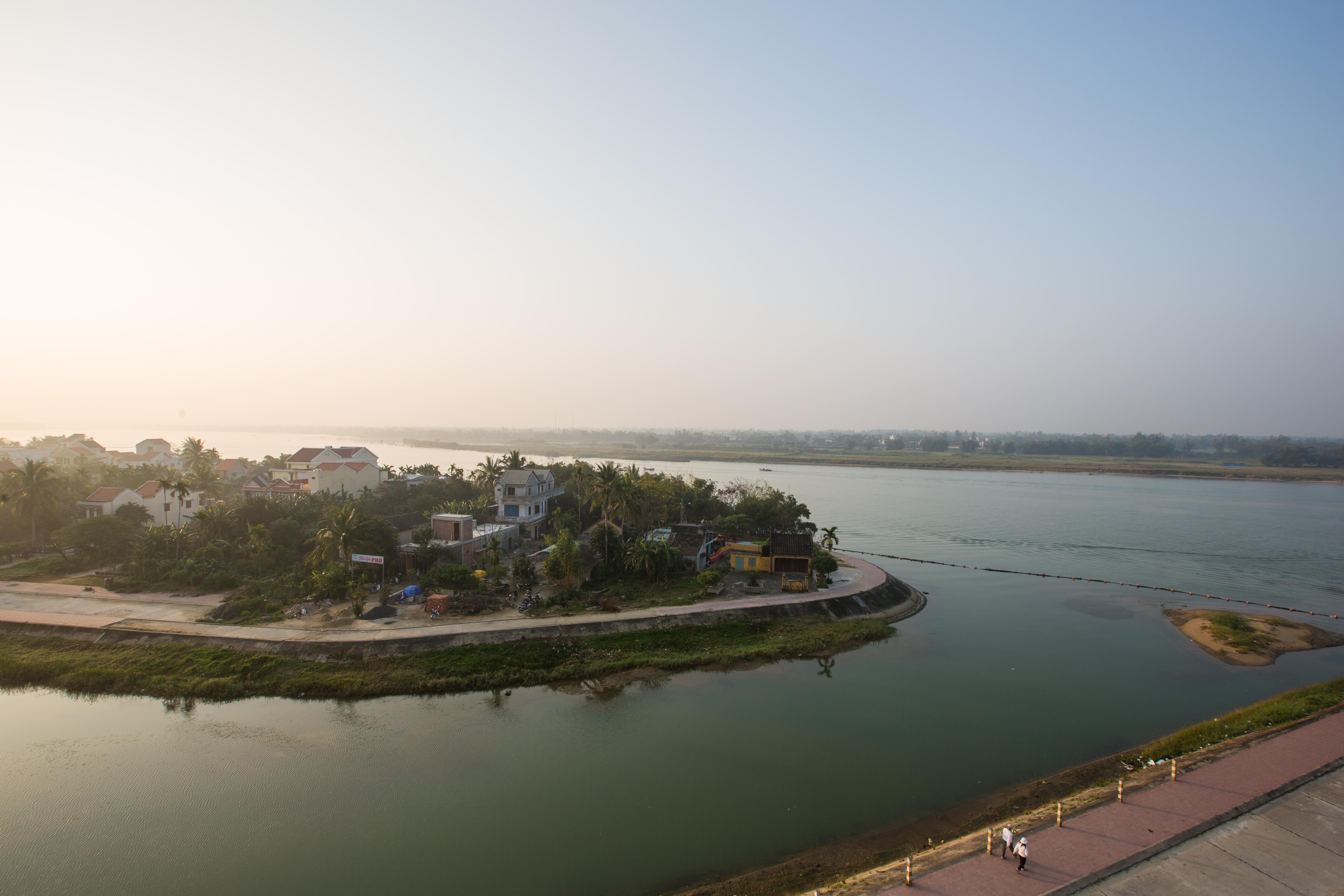 Royal Riverside Hoi An Hotel & Spa Exteriör bild